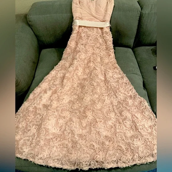Aiden | Dresses | Designer Gown Perfect Condition Strapless Detailed Roses Brand New Waist Tie | Poshmark Aiden | Dresses | Designer Gown Perfect Condition Strapless Detailed Roses Brand New Waist Tie | Poshmark